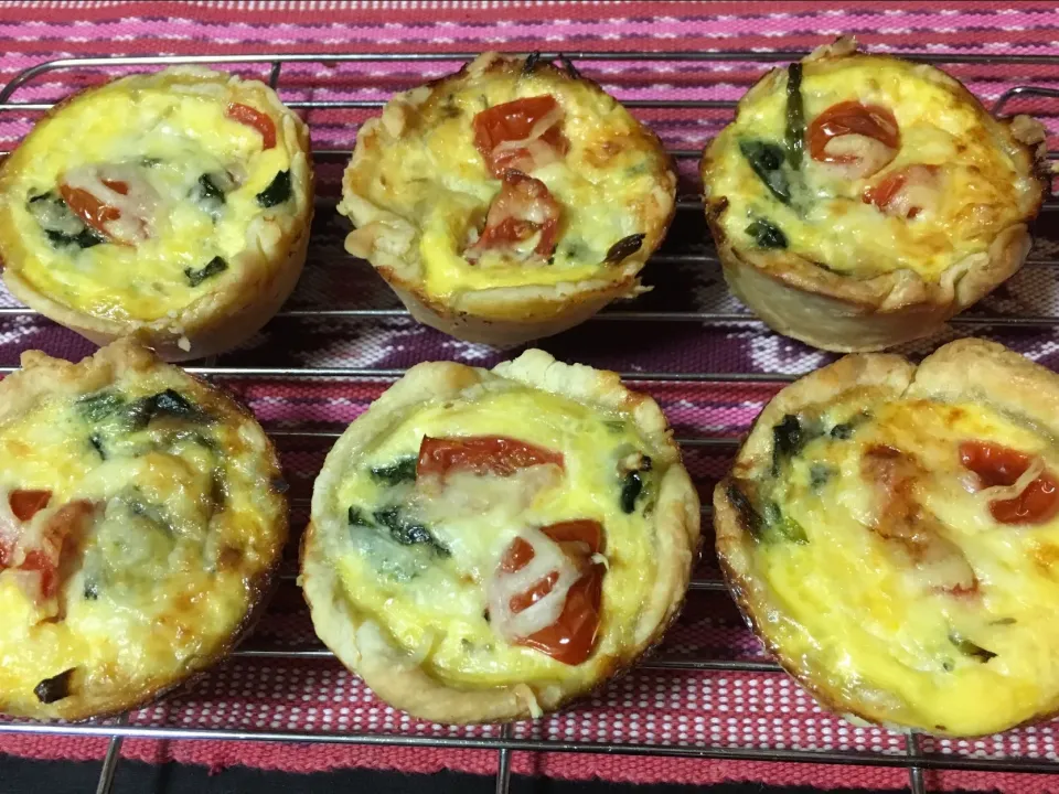 Tuna & spinach quiche|Melia Sandya Utamiさん