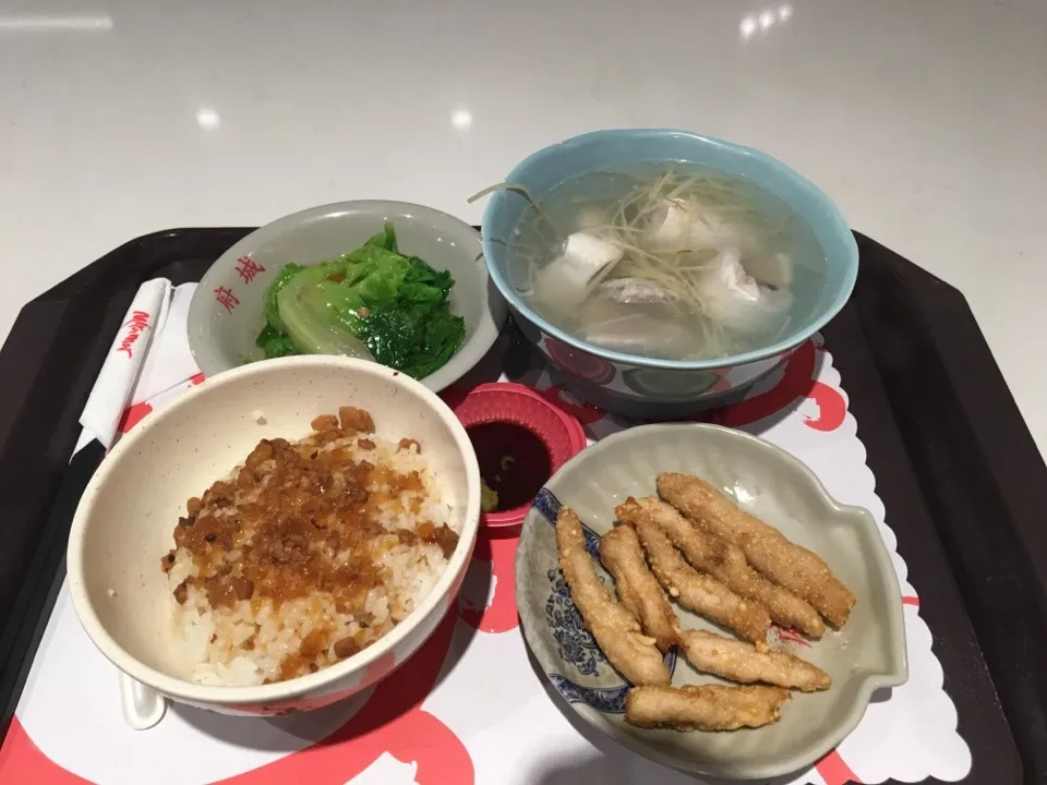 台南虱目魚肚套餐190元|PegaOさん