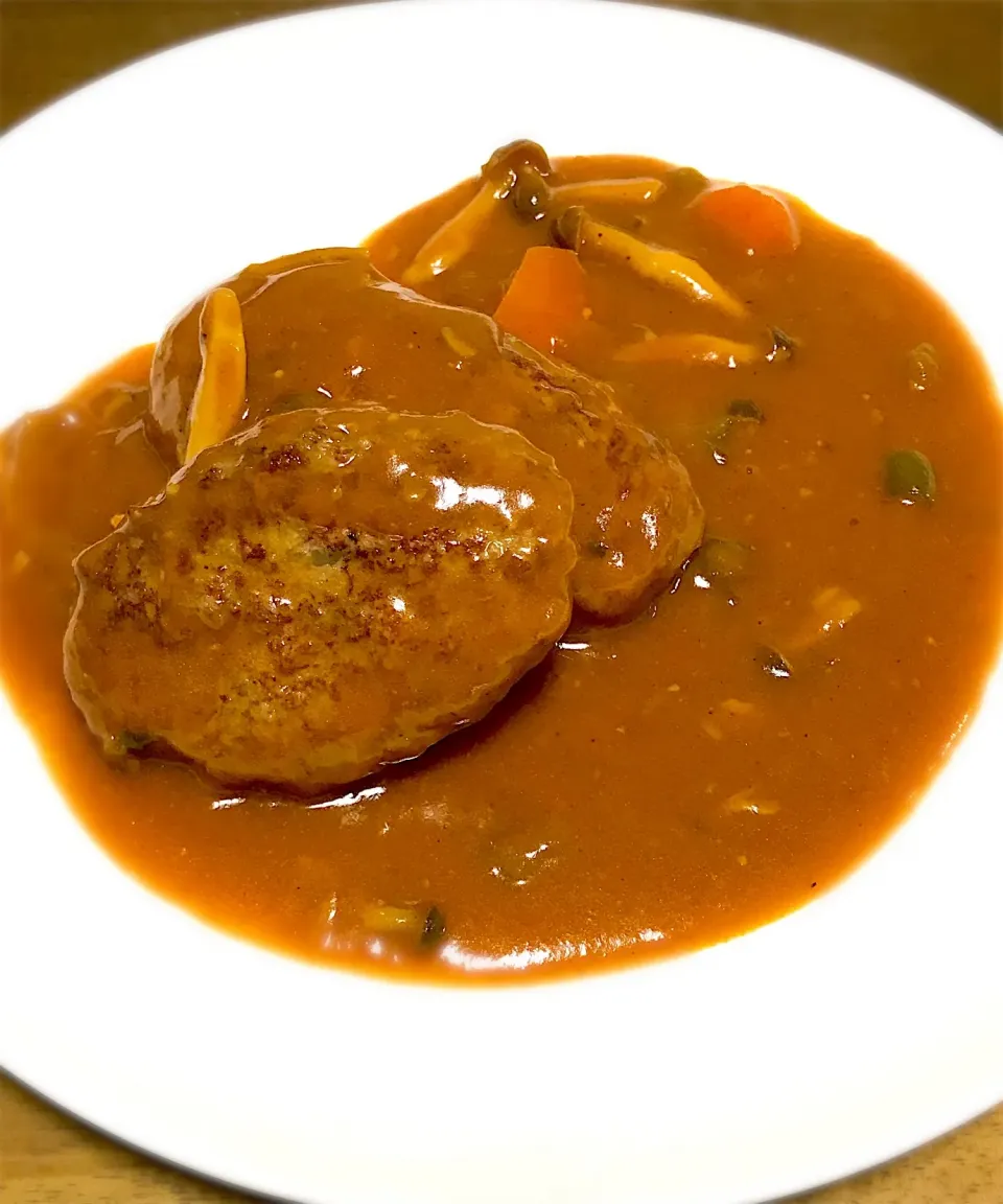 カレー風味煮込みハンバーグ|パパパ♪さん