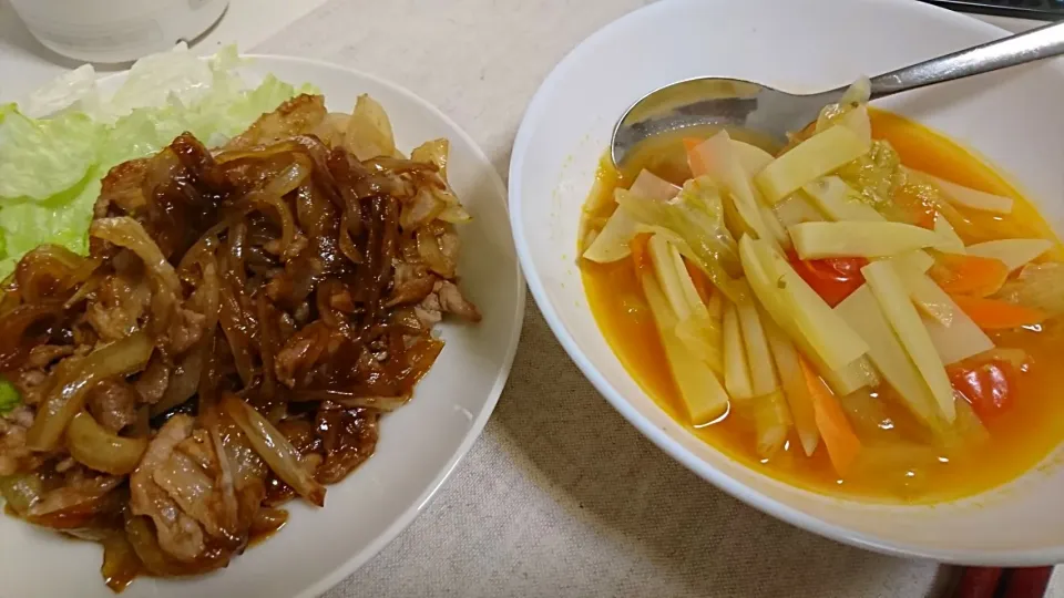 豚肉の焼肉風&じゃがいものトマトスープ #レタス #じゃがいも #にんじん|やのさん