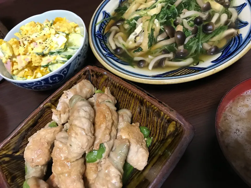 Snapdishの料理写真:3月27日晩ご飯。スナップえんどうの肉巻き、カボチャサラダ、水菜煮。|あやさん