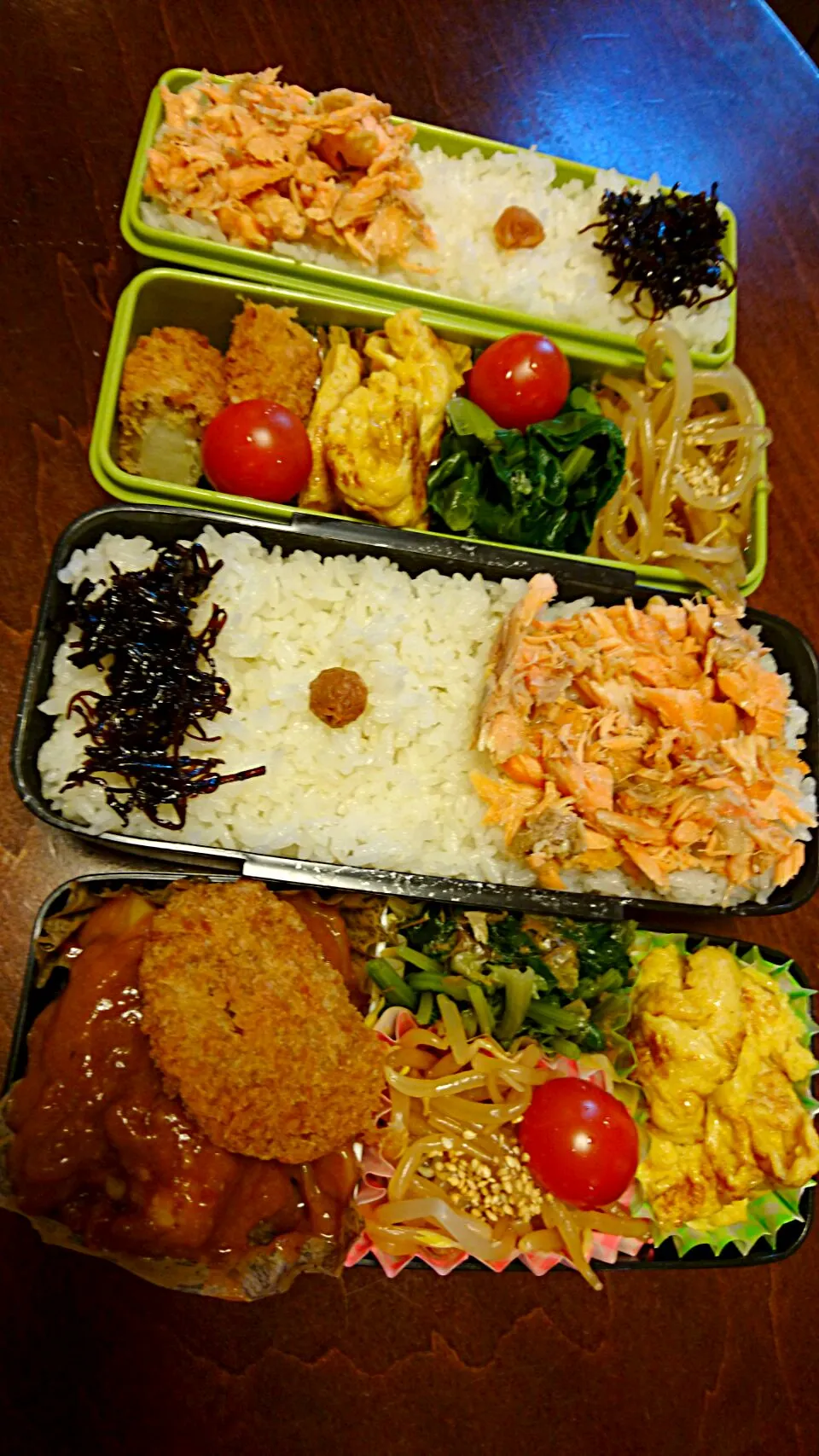 コロッケ豚足カレー弁当
 #今日のお弁当|りょーさん