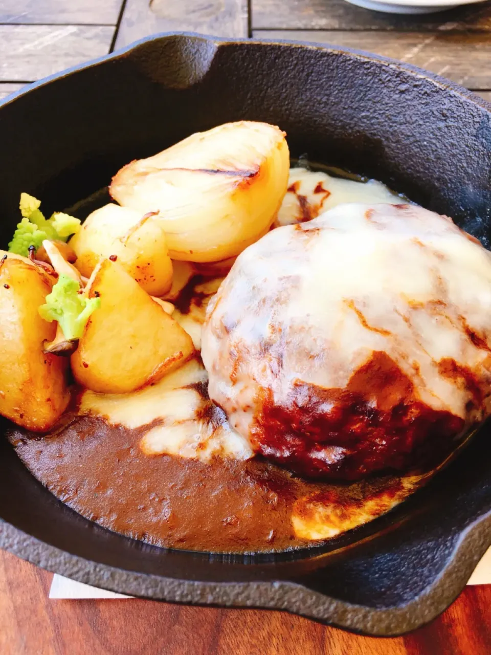 チーズハンバーグ〜🍴|のんきーもんきーさん