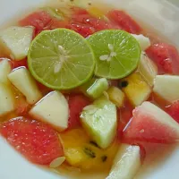 Tropical fruits... 

#summer
#fresh
#watermelon
#apple
#cucumbar
#esbuah
#secang|Mutiara Ulyaさん