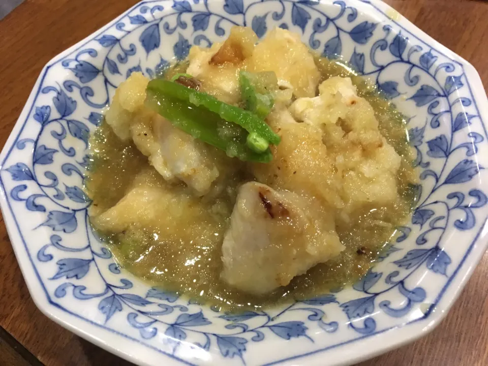 Snapdishの料理写真:鶏ムネ肉の みぞれ煮|sakuramochiさん