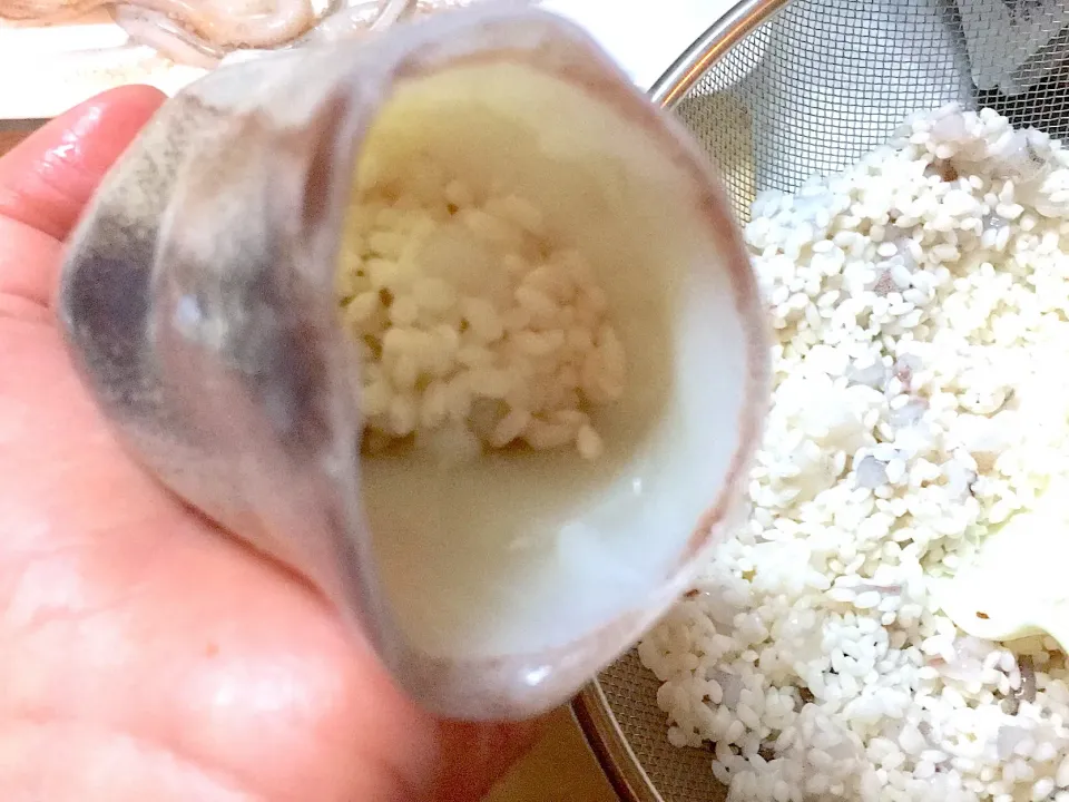 もち米は半分強位まで入れます🦑膨らみます🤤|yumyum😋さん