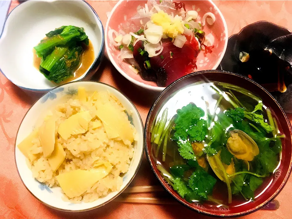 春の献立 たけのこご飯 菜の花ごまポン酢和え あさりと三つ葉のすまし汁 初鰹とトビウオの刺身|Junko Tominagaさん