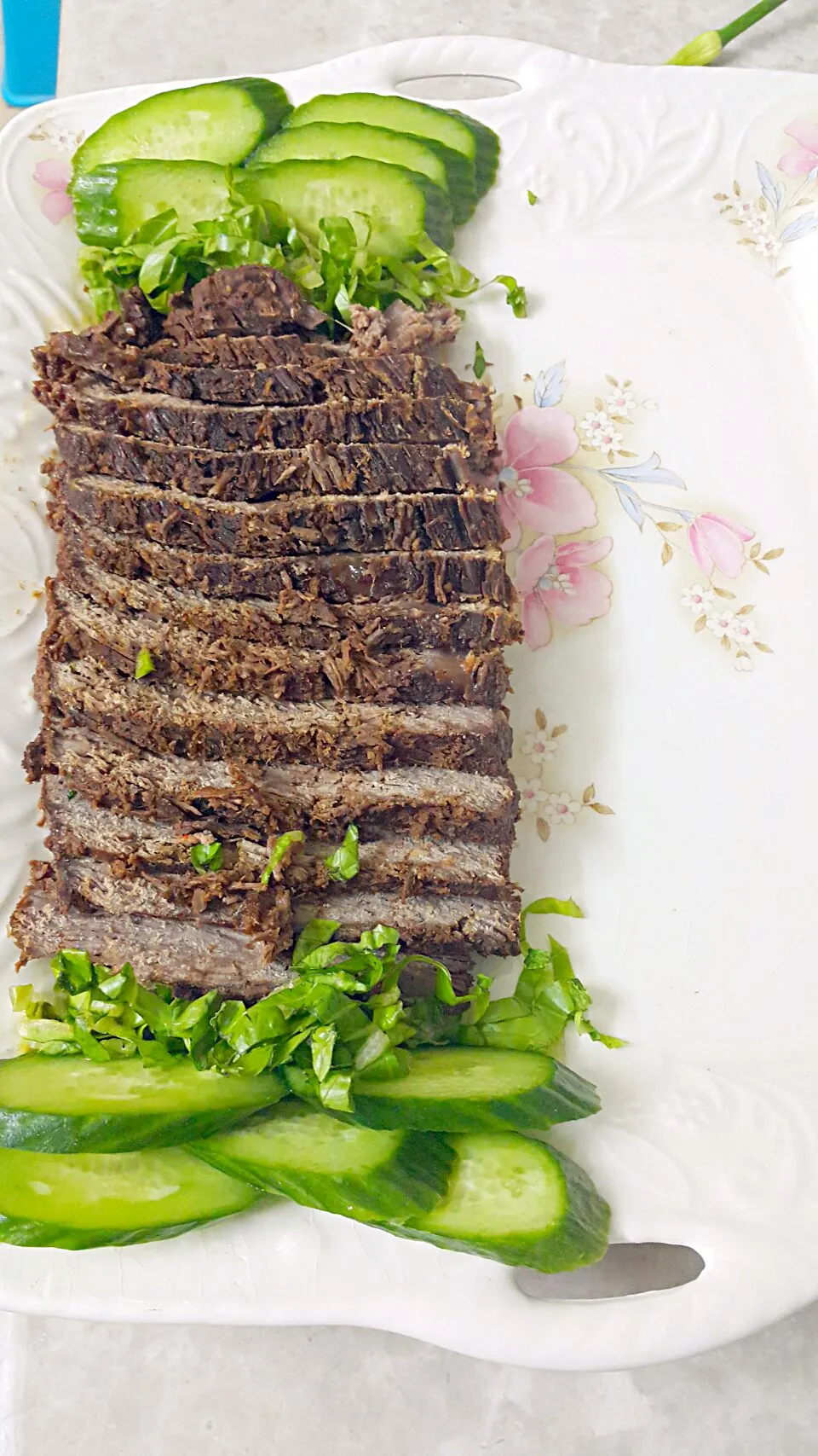 roast Beef with cajun spice baked vegetables and sauted garlic srirachaa mix|hinaさん