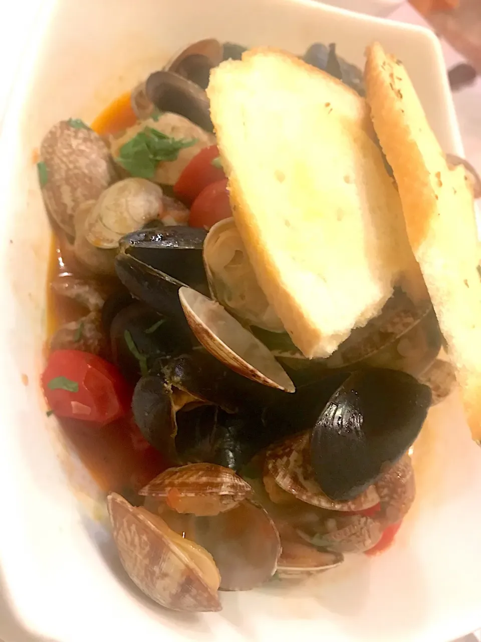 Clams & mussels sauté impepata style|Sky Blueさん