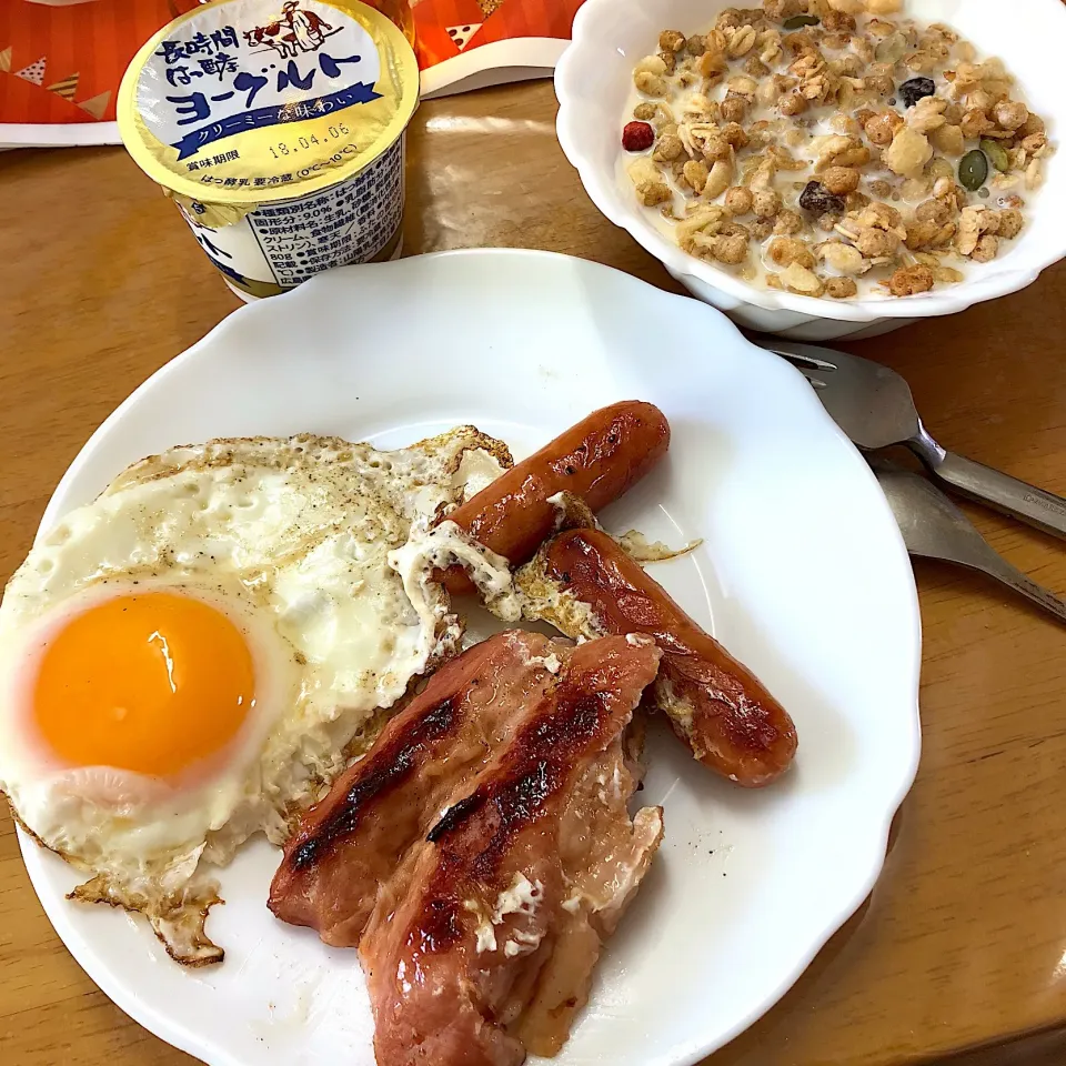 Snapdishの料理写真:朝食 180401|maixx ใหม่さん