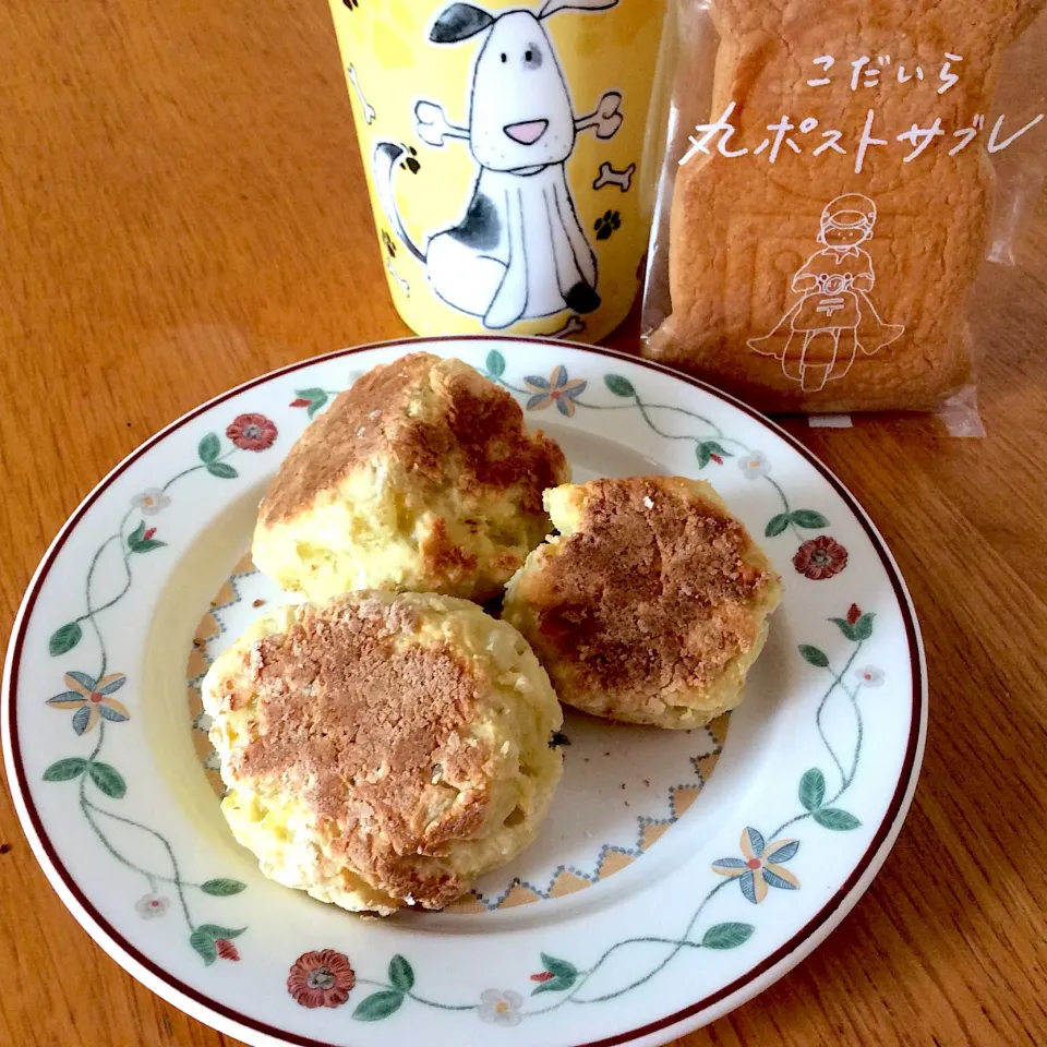 ホットケーキミックスとじゃがいものスコーン風|nakさん