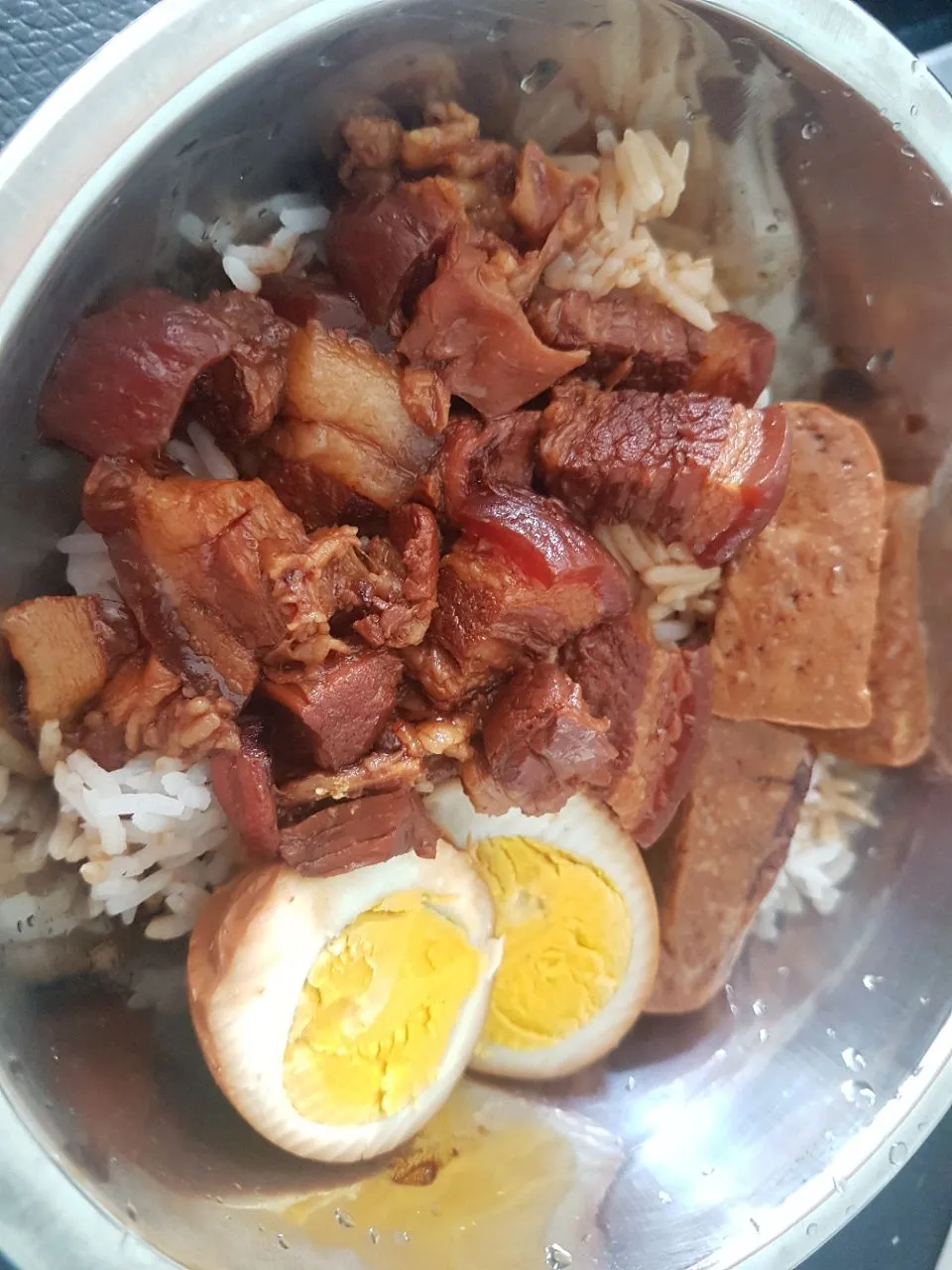 Melt in the mouth 😍😄braised pork belly  rice + egg + tofu  😍 Lazy Sunday meal|🌷lynnlicious🌷さん