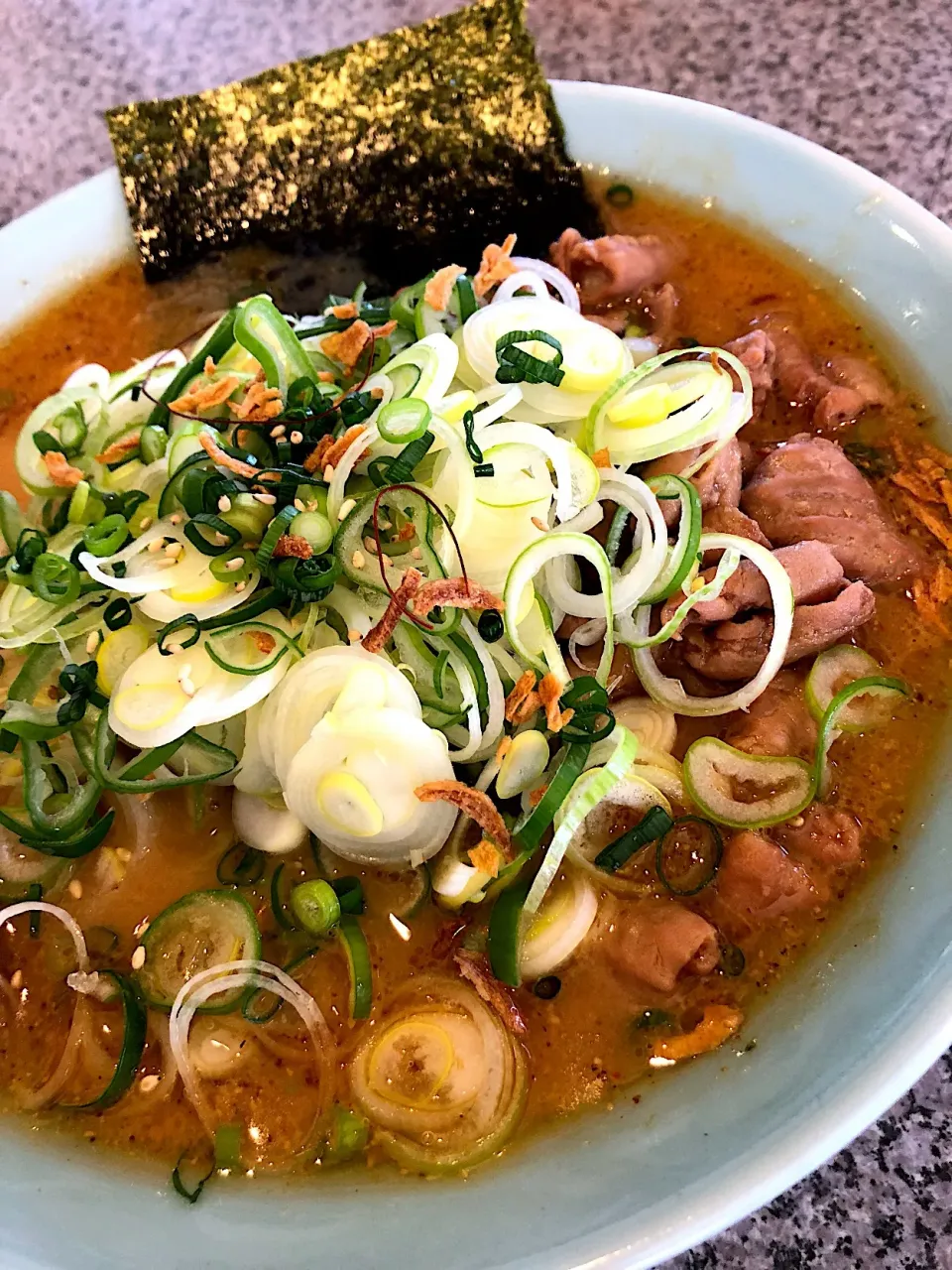 モツ味噌ラーメン大🍜 ネギ増し♪|yakimaさん