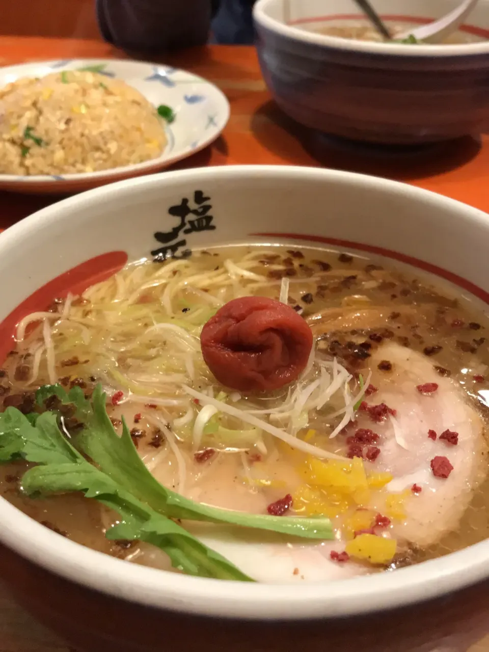 4月1日晩ご飯。仕事に疲れた日は😵塩元帥 梅塩ラーメン 柚子多め|あやさん