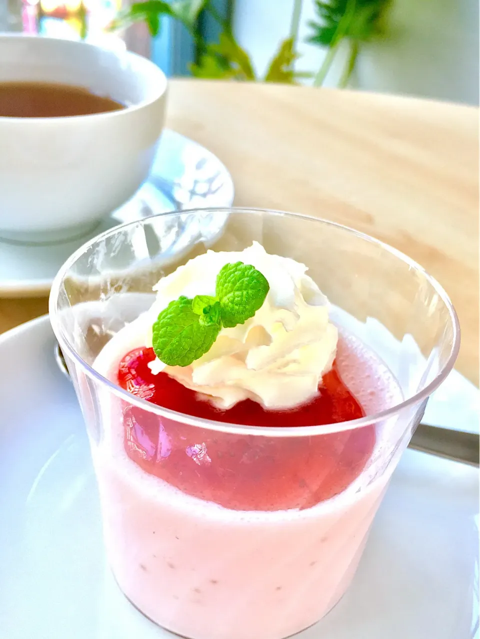 苺のムース🍓|心斎橋  C Flat Cafeさん