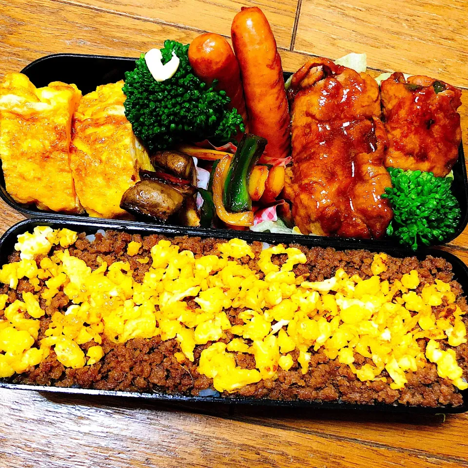 そぼろ弁当
#そぼろ  #彼氏  #初心者  #玉子焼き  #お弁当  #アスパラ肉巻き   #ボリューム|Erさん