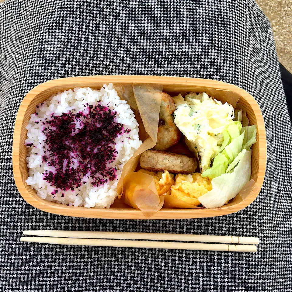 お弁当✳︎
友達に作ってもらった✳︎
美味しかった|Nilsさん