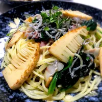 Snapdishの料理写真:タケノコとシラスのパスタ|おすぎさん