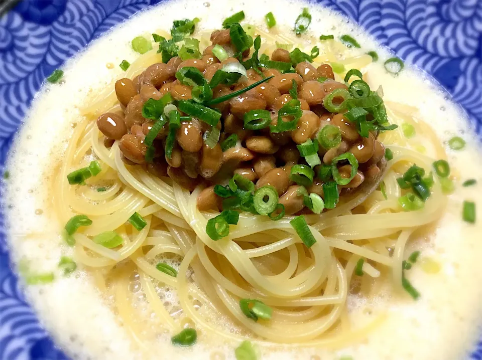 Snapdishの料理写真:泡だて卵と納豆のパスタ★|RIEママさん