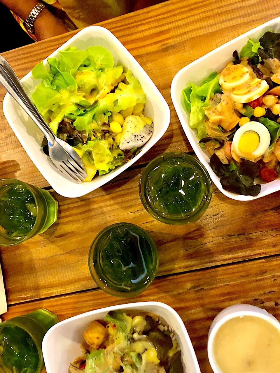 Kinda Salads @สลัดบาร์ Songkla city.|Chalinee Kalyanamitraさん