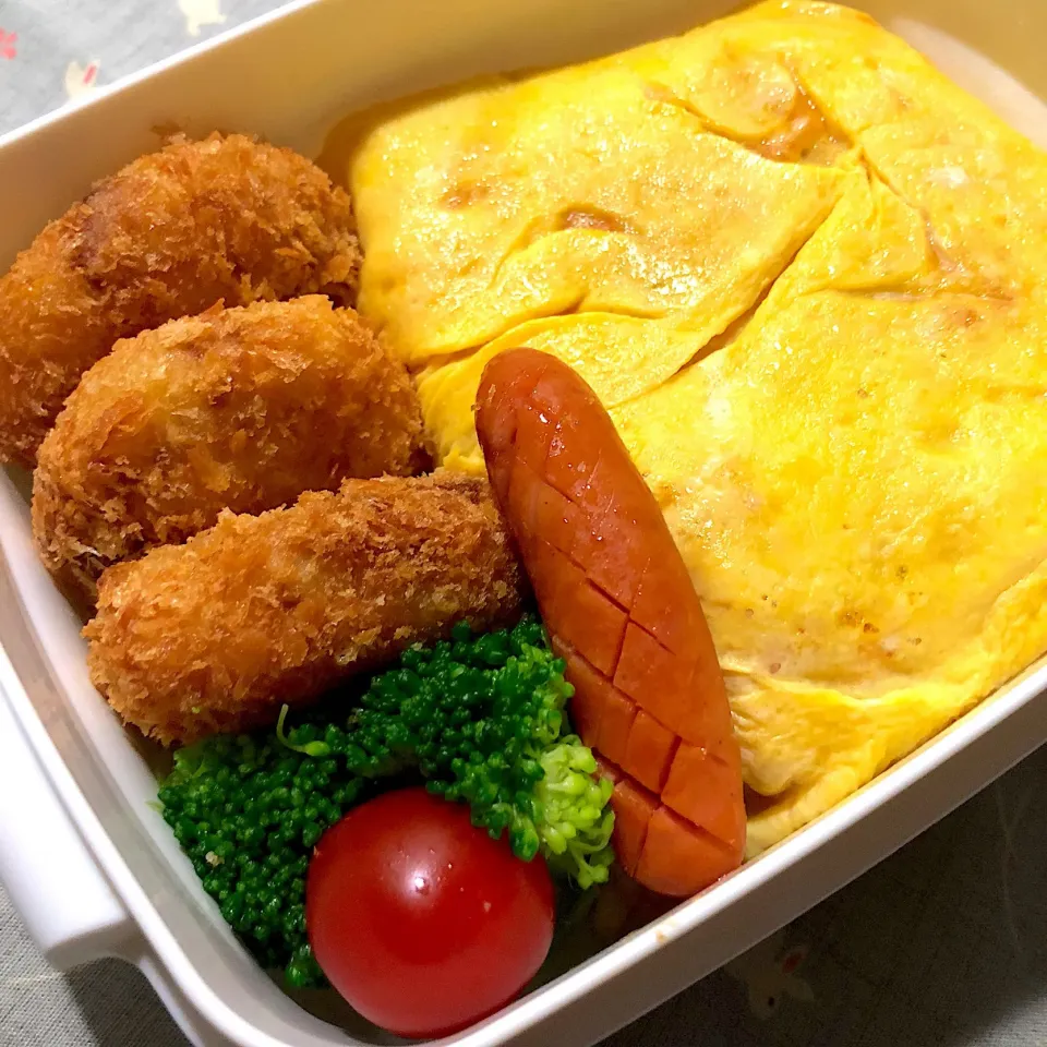 #お弁当  #修行中  #オムライス弁当  #コロッケ弁当|カナ☆デップさん