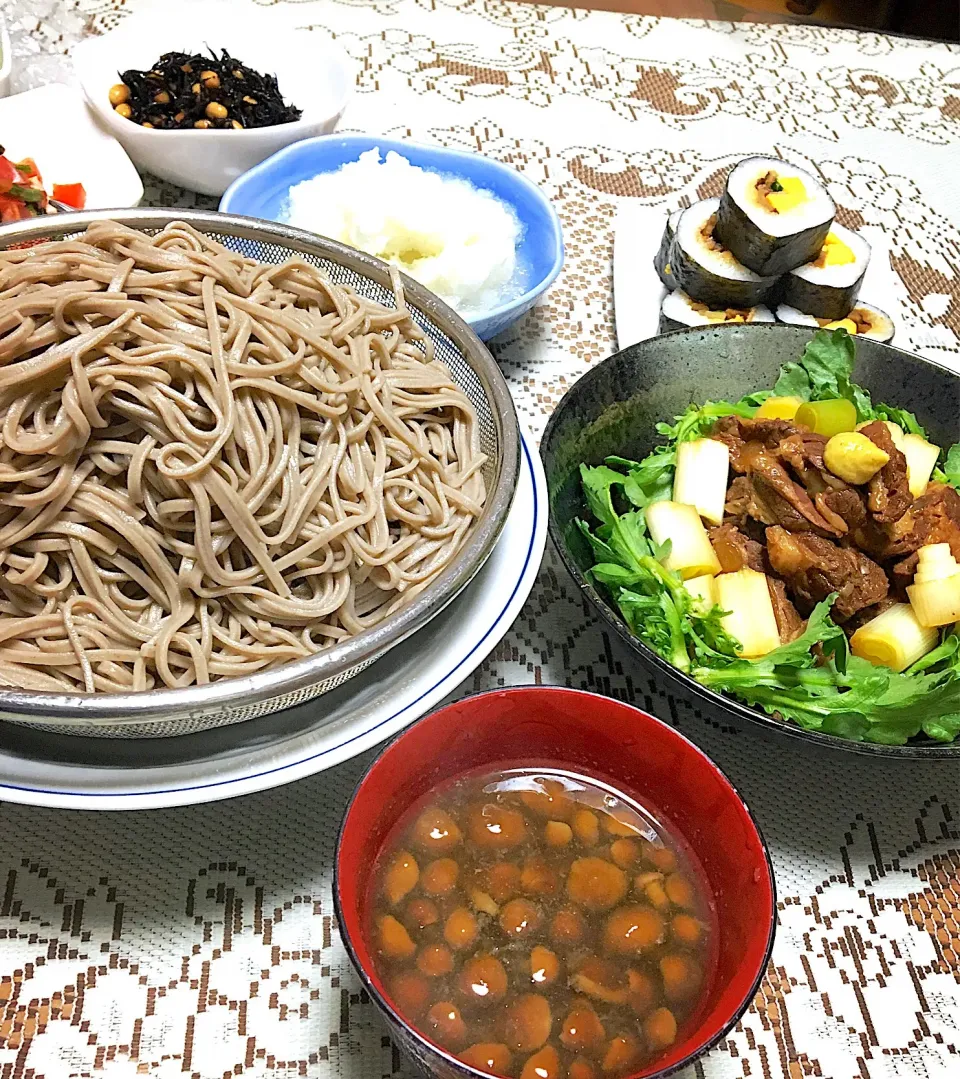 かぴかぴさんの料理 本日の賄い(3/31  なめこのザルソバとちょこっとお惣菜３種❤)|ヨシヨシさん