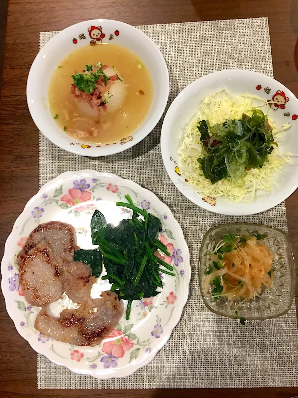 豚ロースの塩麹焼き
新たまねぎの丸ごとスープ|浜@ちゃんさん