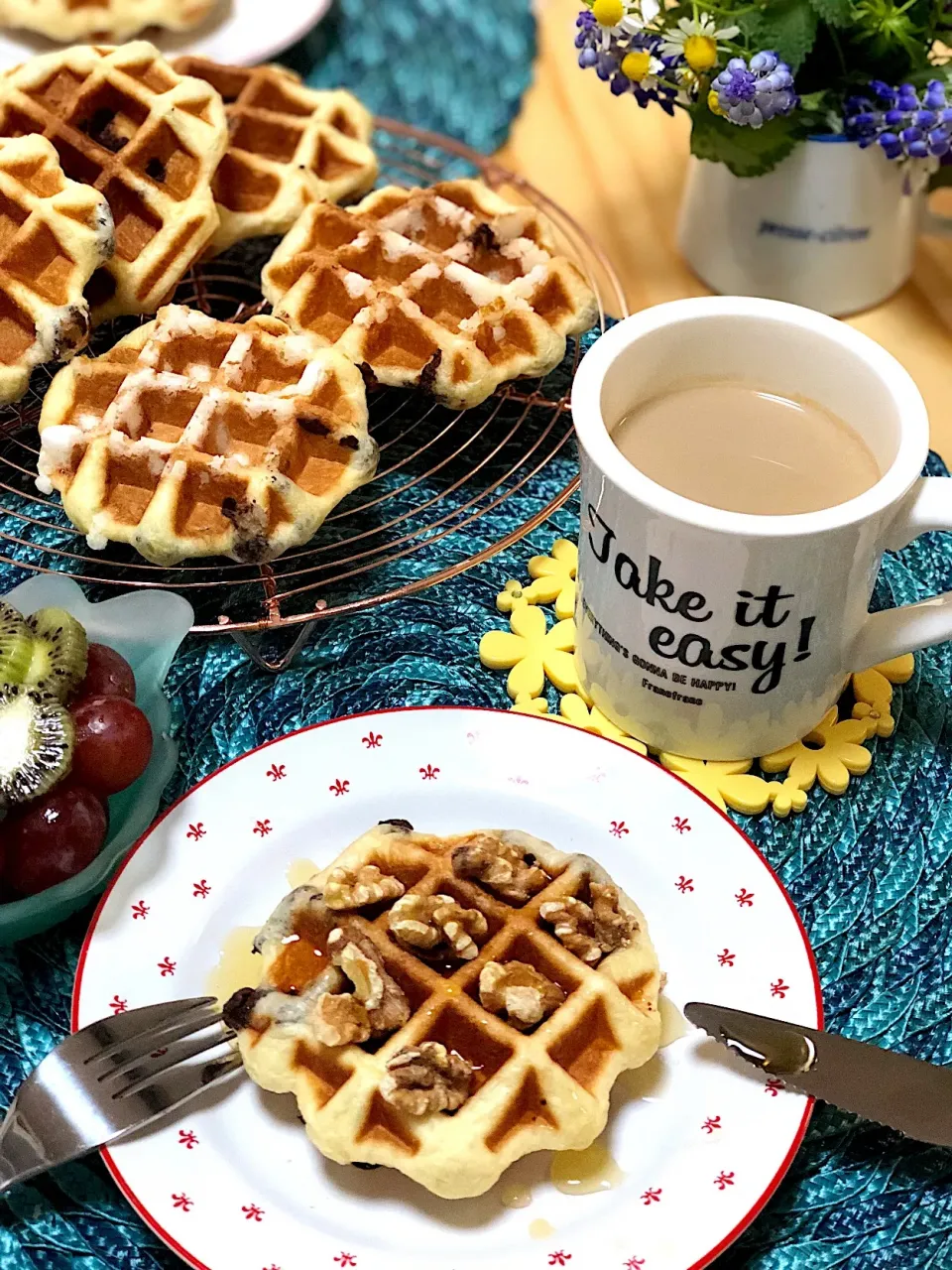 ベルギーワッフル💓チョコチップとワッフルシュガー入り|シフォンさん