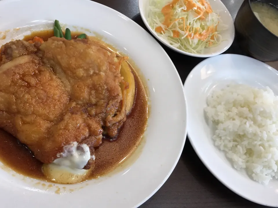 チキンソテー・ライス🐔|まさとさん