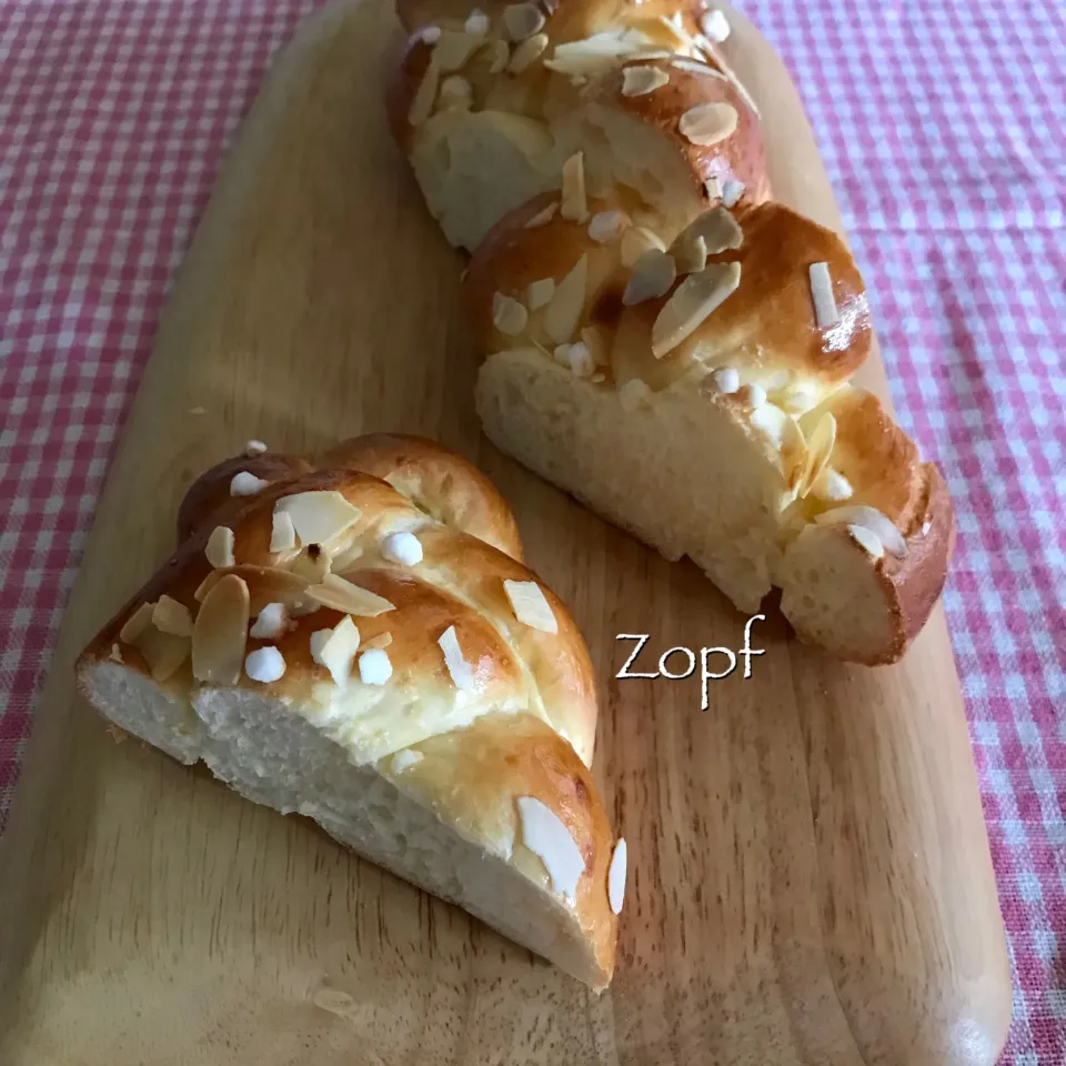 編み込みパン🥖Zopf🥖|Ｌilicaさん