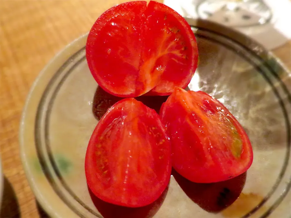 (´⊙ω⊙`)びっくりするぐらい甘ーいフルーツトマトの原種！！！つまり、フルーツトマトではない、普通のトマト@フクサコ 八丁堀|Mickeeさん