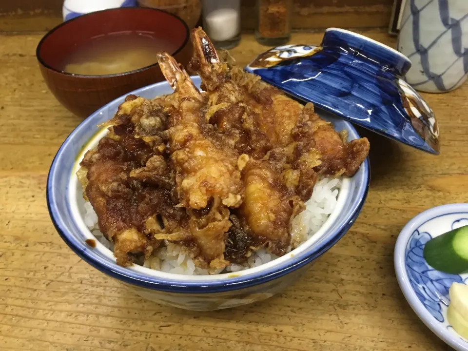 孤独のグルメでお馴染みの人形町の黒天丼|kennyさん