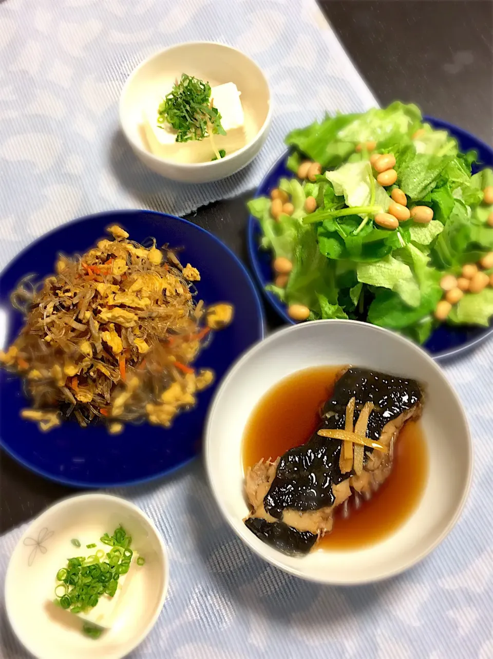 和食と中華が混ざったdinner🍽|かおりちんばぁさん