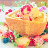 Snapdishの料理写真:ベリーベリーハニートースト♫|momochannelさん