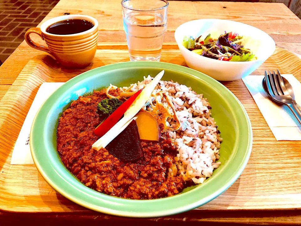 ベーグル屋さんのドライカレー🍛|Perritoさん