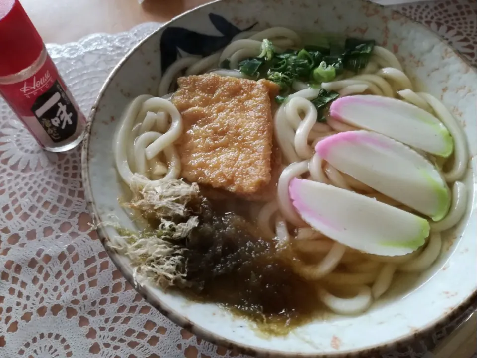 母が作るうどん🍜
 #きつねおぼろうどん|Kojiさん