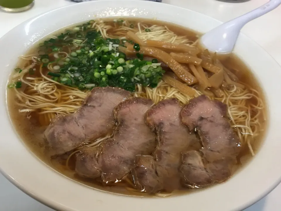 Snapdishの料理写真:ラーメン300ｇ🍜|まさとさん