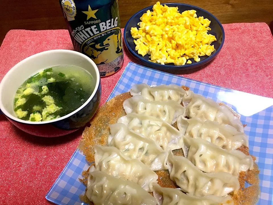 餃子とわかめスープ|バシホさん