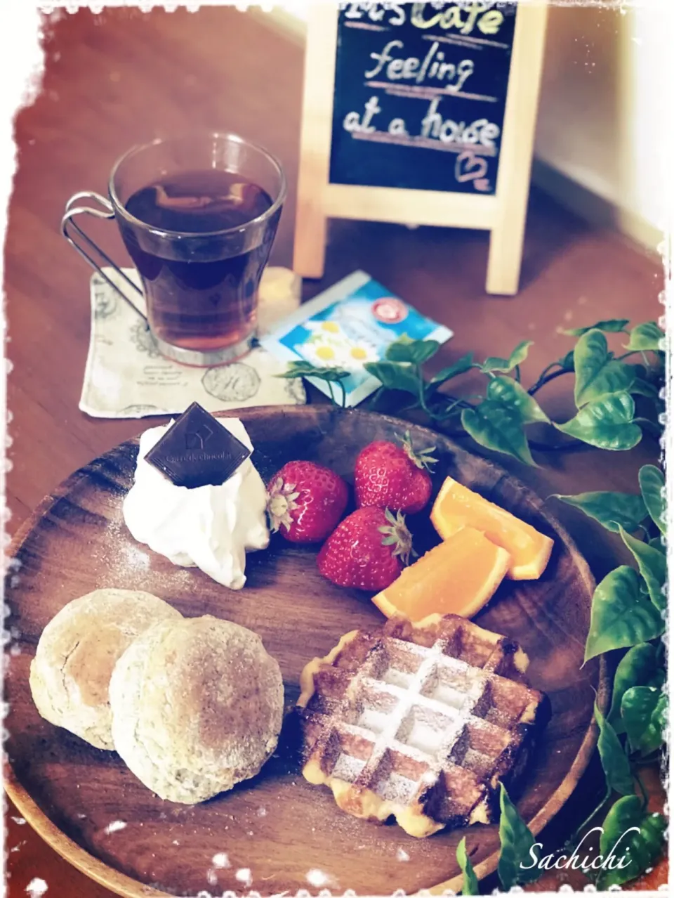 おうちdeカフェ気分☕️  
スコーン&ワッフルプレートでお一人様ブランチ|Sachichi♪さん