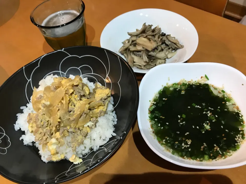 今日はたまご丼と♪わかめスープ|いじゅさん