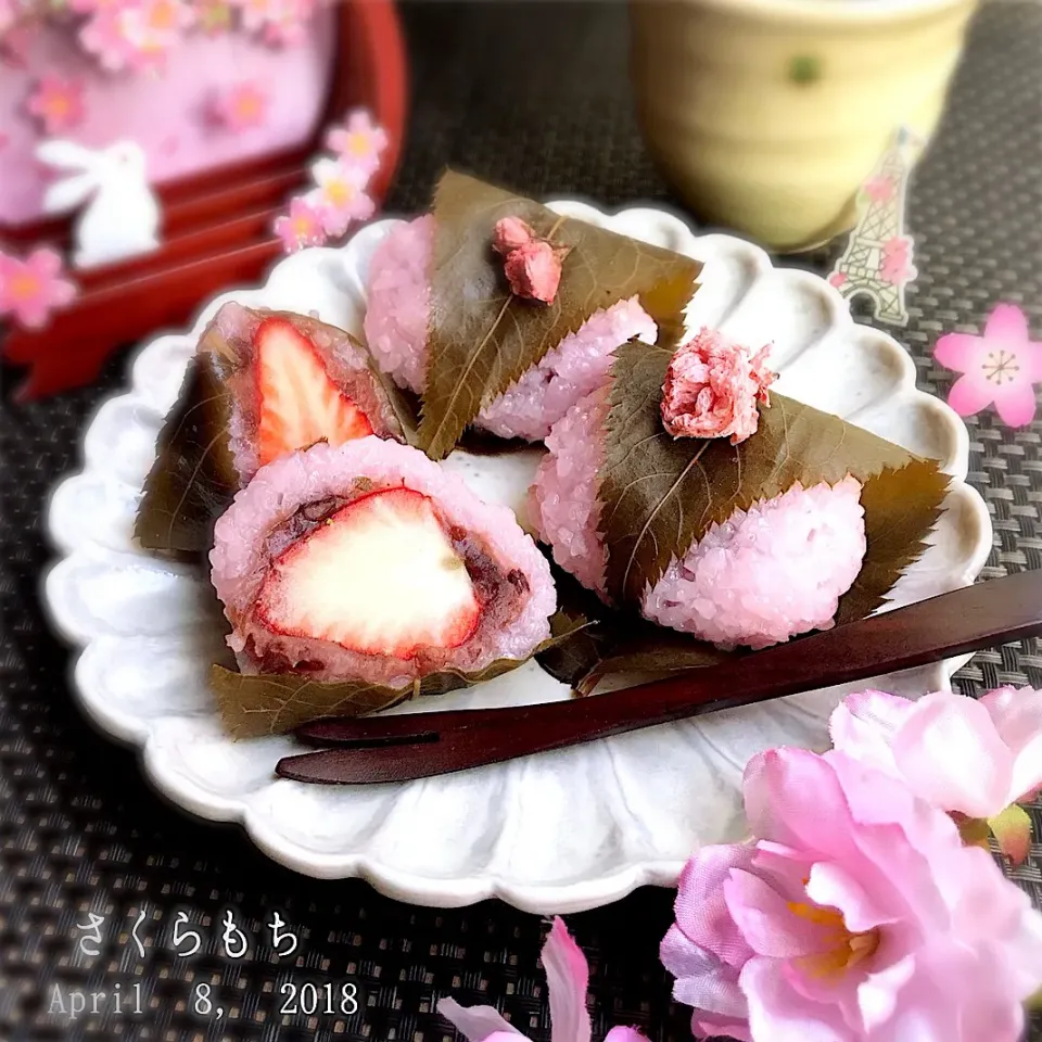 初めての桜餅🌸🍓 レンジで簡単にできました(*^^*)❤️   #桜餅|ばろんさん