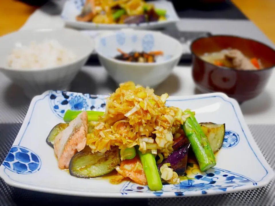 鮭と野菜の香味だれ♥️|ちかぴょんさん