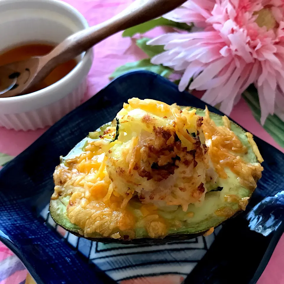 ヤマサ醤油とマカダミアナッツオイルでドレッシングでアボカドポテトクリチ焼き💓|noeさん