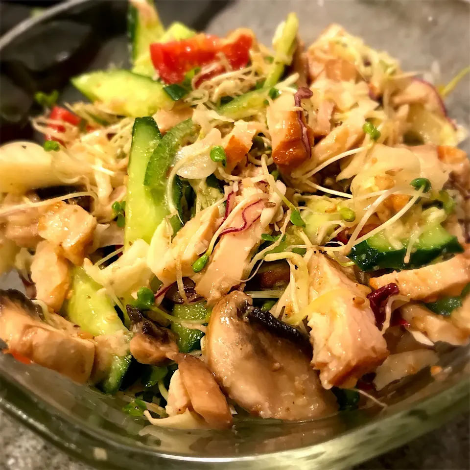 Smoked chicken and mushroom salad|Junya Tanakaさん