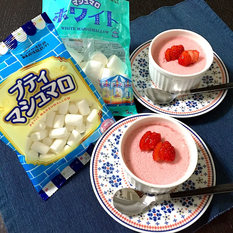 マシュマロでいちごムース🍓|chilipeさん