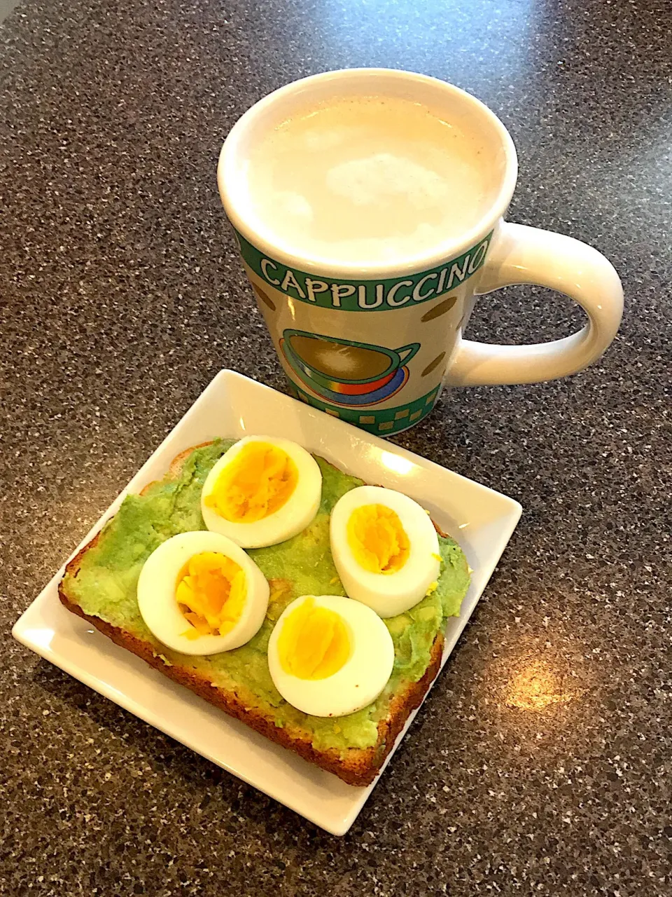 Egg avocado sandwich 🥪|FitMomDoc19さん