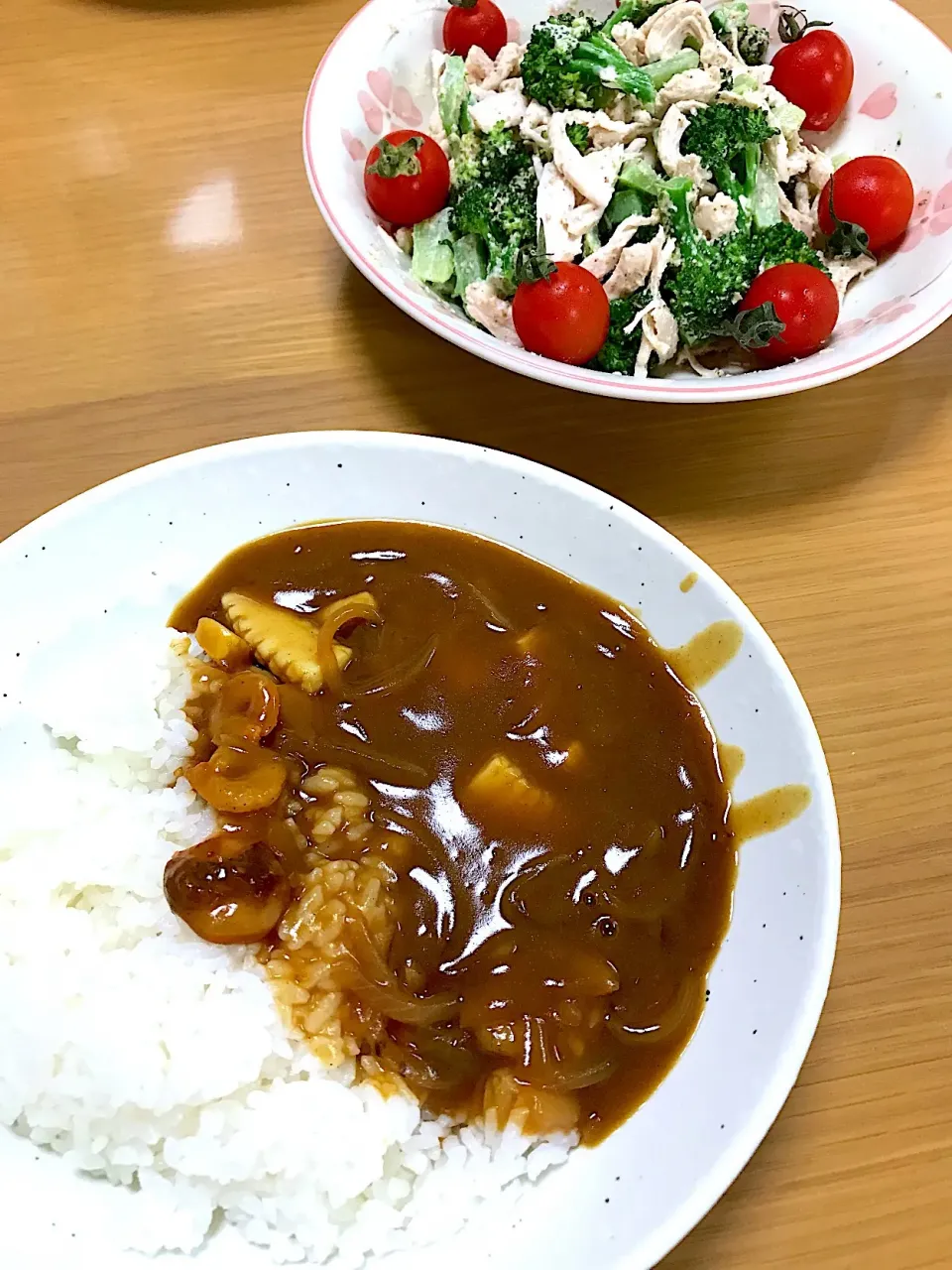 シーフードカレー&ササミとブロッコリーの胡麻和え|sinさん