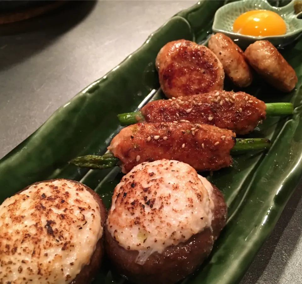 Snapdishの料理写真:鶏ムネと豆腐のつくね3種盛ʕ-̼͡-ʔ|七海さん