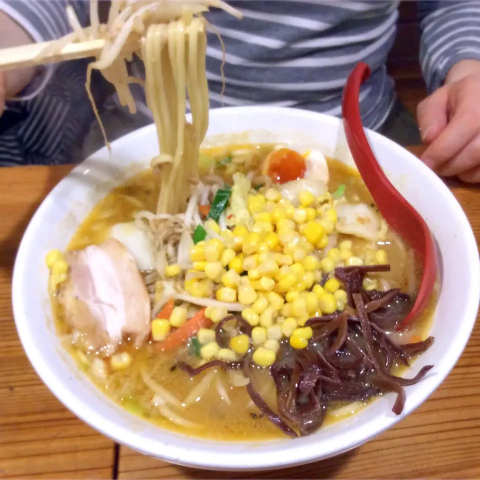 三種の信州味噌で作られた味噌ラーメン|Takeshi  Nagakiさん