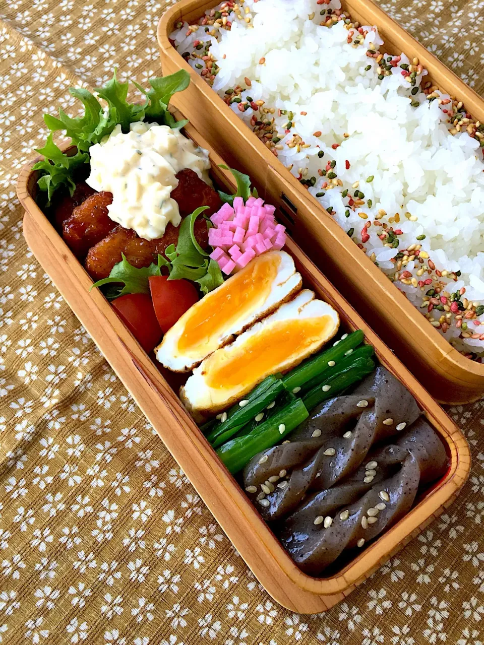 チキン南蛮弁当🐤|udomegu☆さん